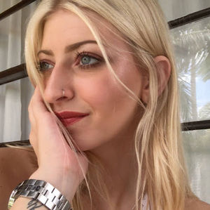 Meet your Posher, Charli